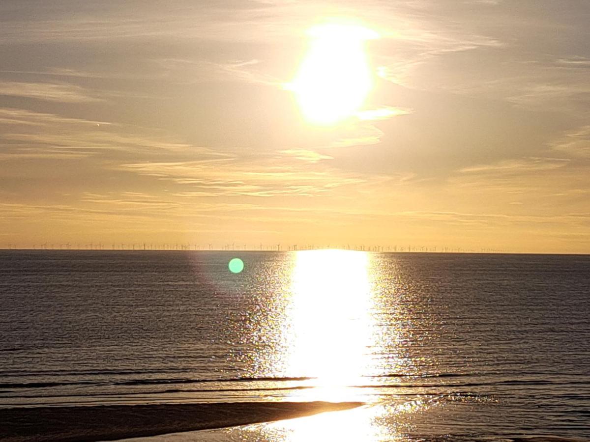 Family Holiday With Hot Tub , Family Groups Only Blackpool Eksteriør bilde