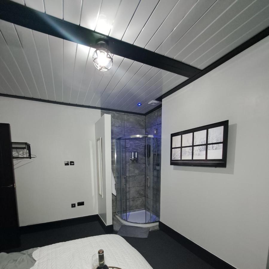 Family Holiday With Hot Tub , Family Groups Only Blackpool Eksteriør bilde
